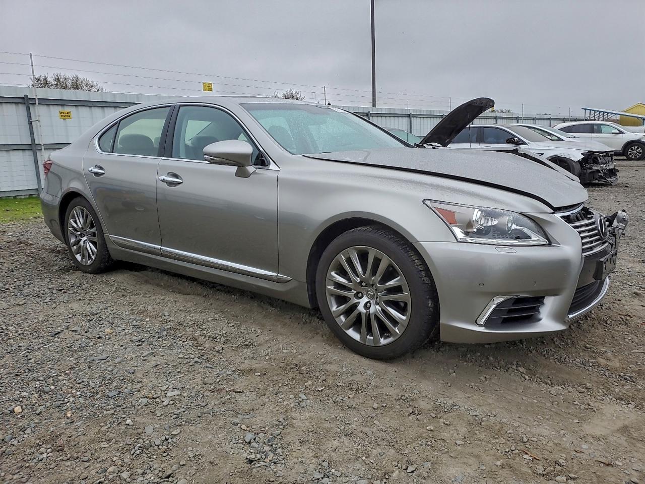 LEXUS LS 460