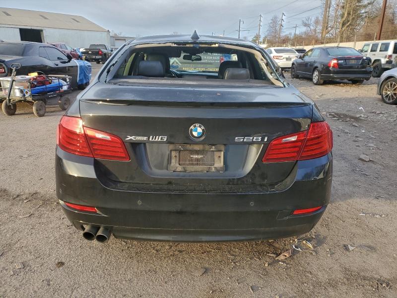 2015 BMW 528 XI #3310579073
