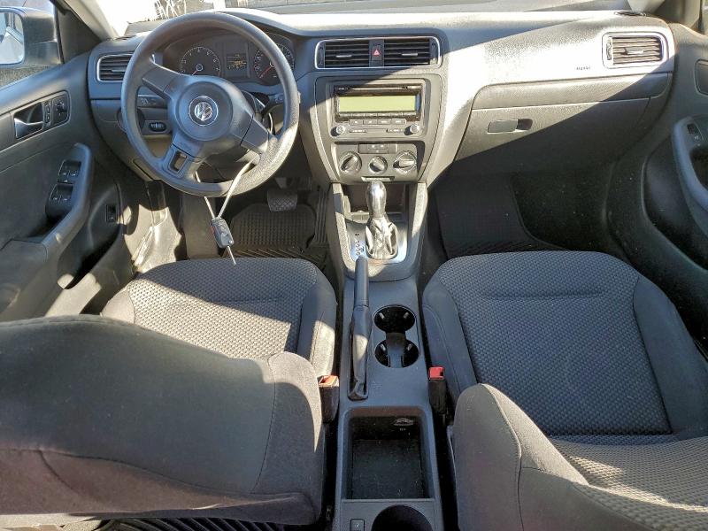 2011 VOLKSWAGEN JETTA #3304959946