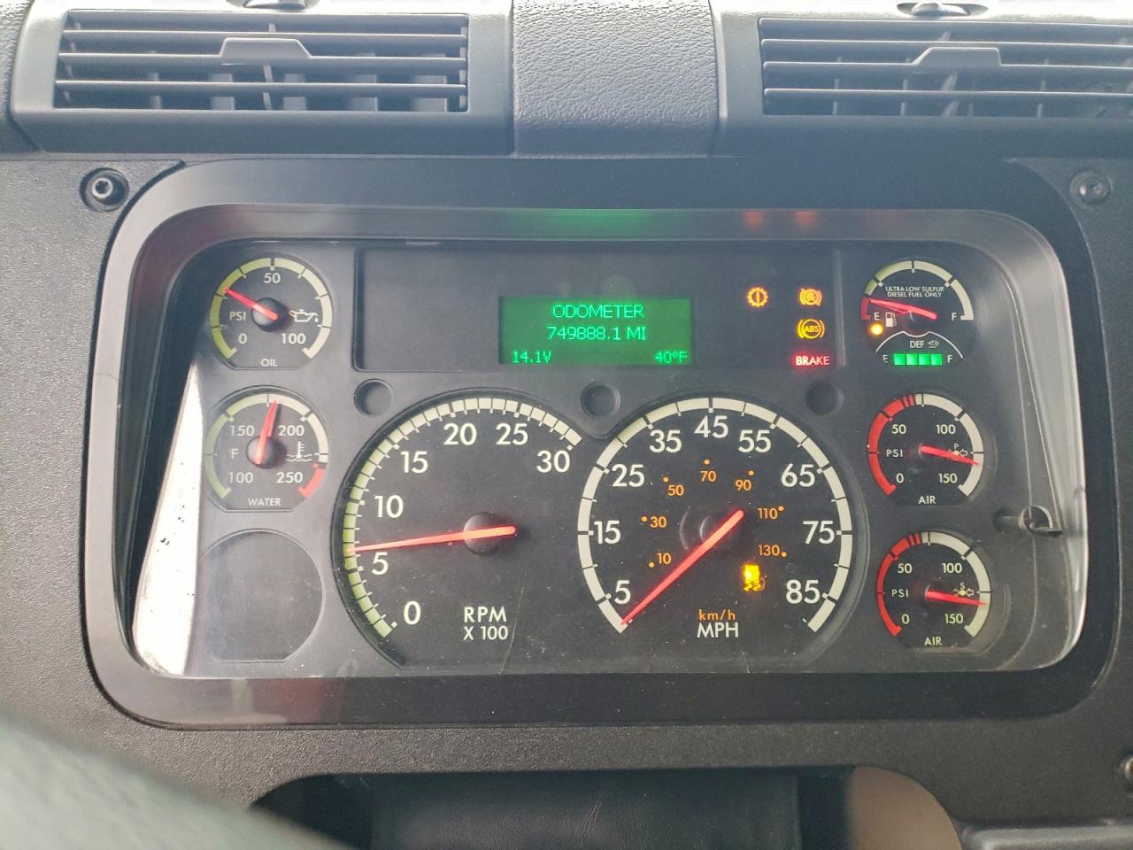 Lot #3310359959 2019 FREIGHTLINER CASCADIA 1