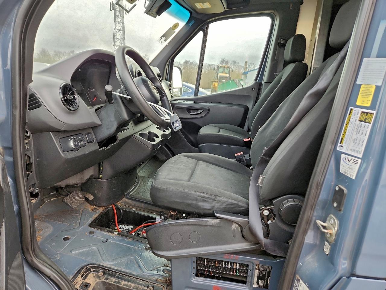 Lot #3311539253 2019 MERCEDES-BENZ SPRINTER 2