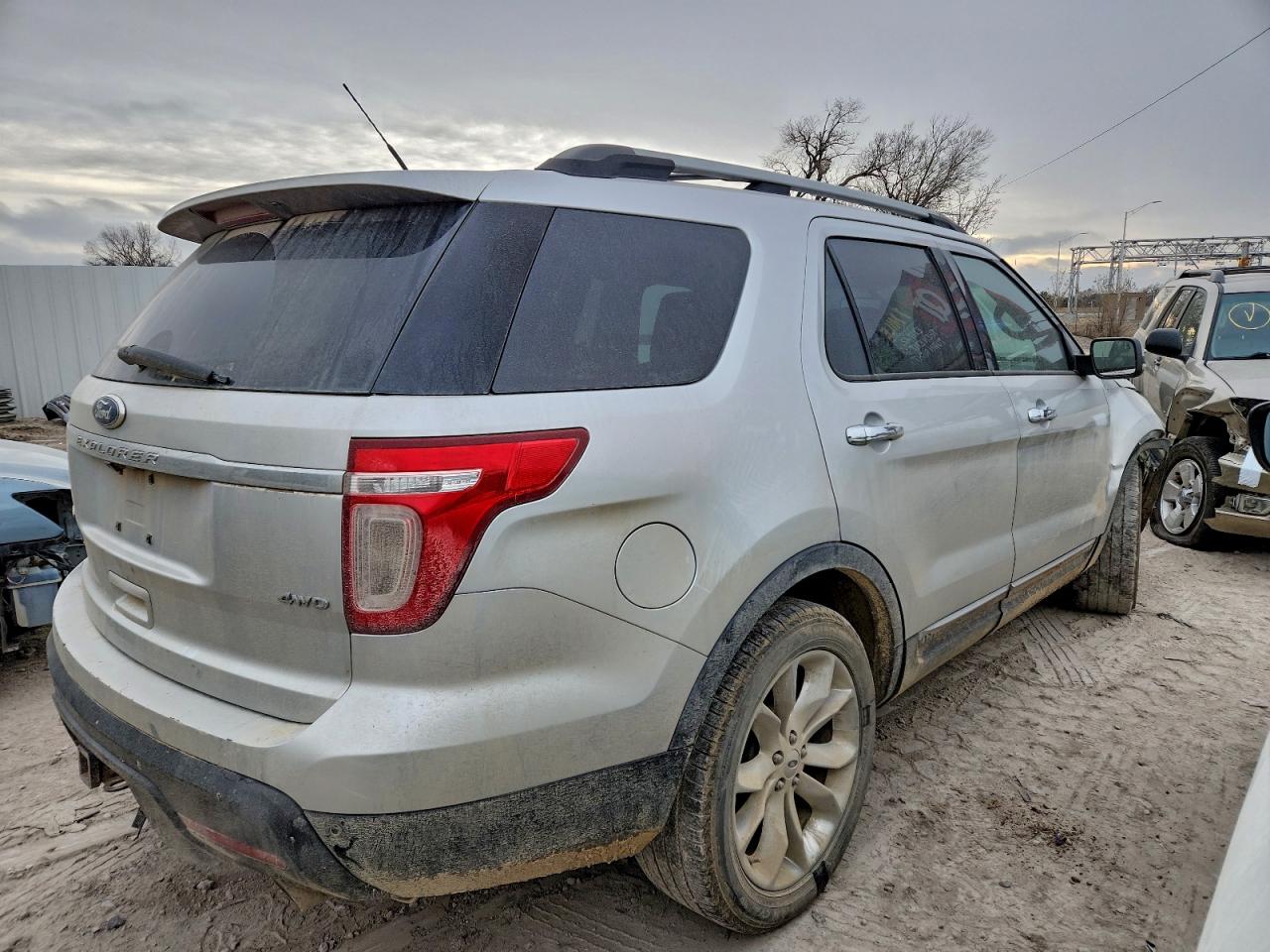 FORD EXPLORER LIMITED