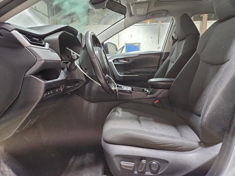 2020 TOYOTA RAV4 XLE #3317715088