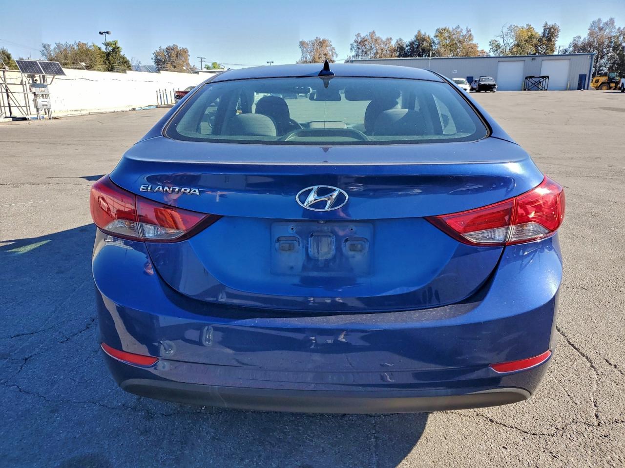 HYUNDAI ELANTRA SE