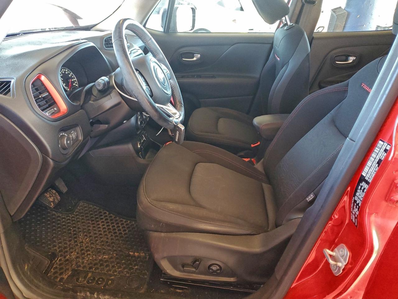 JEEP RENEGADE TRAILHAWK