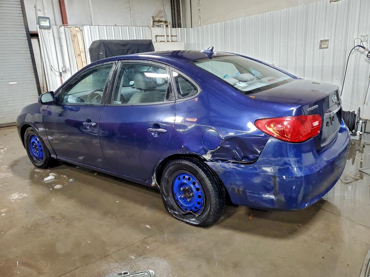 HYUNDAI ELANTRA BLUE