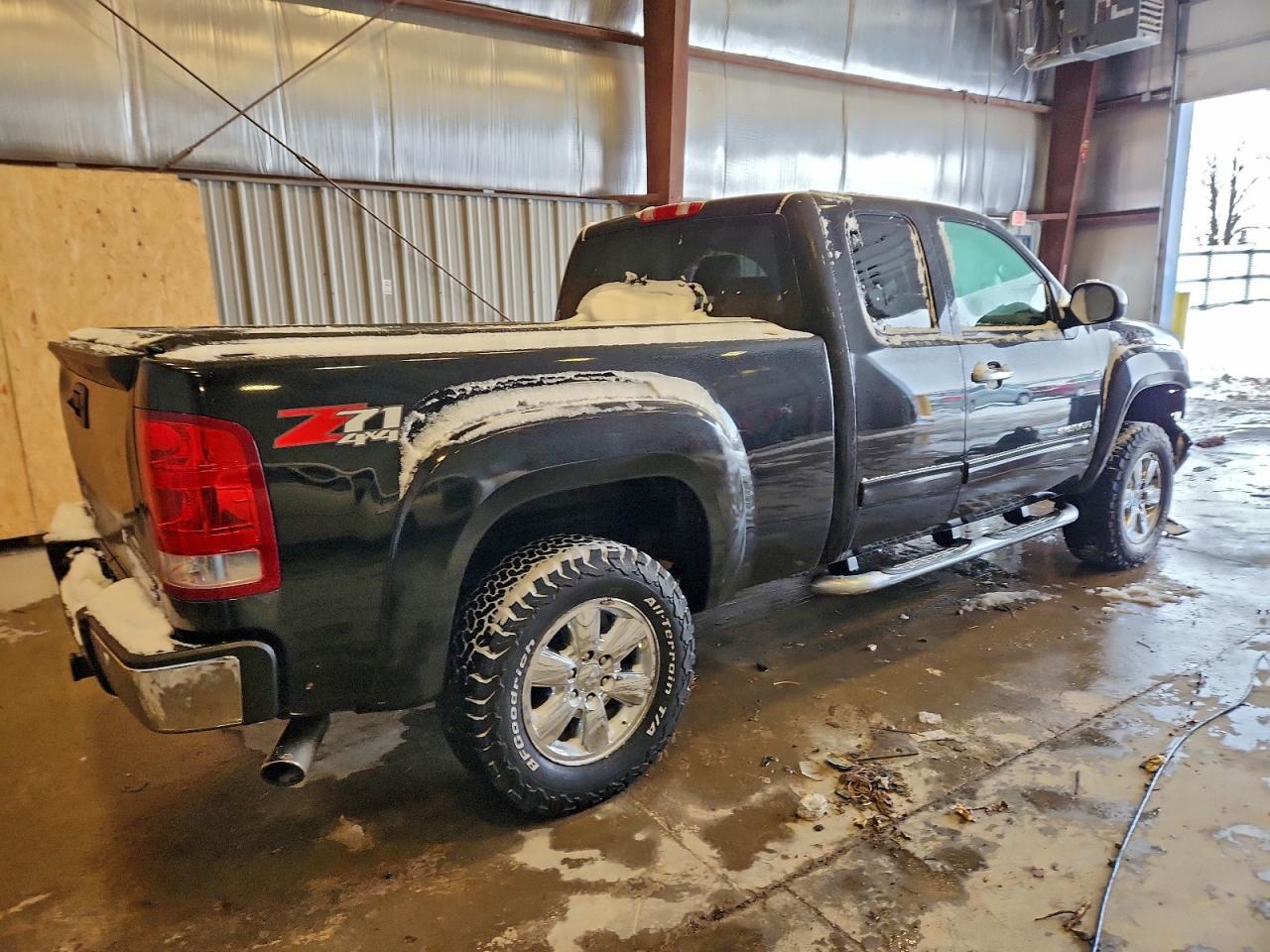 GMC SIERRA K1500 SLT