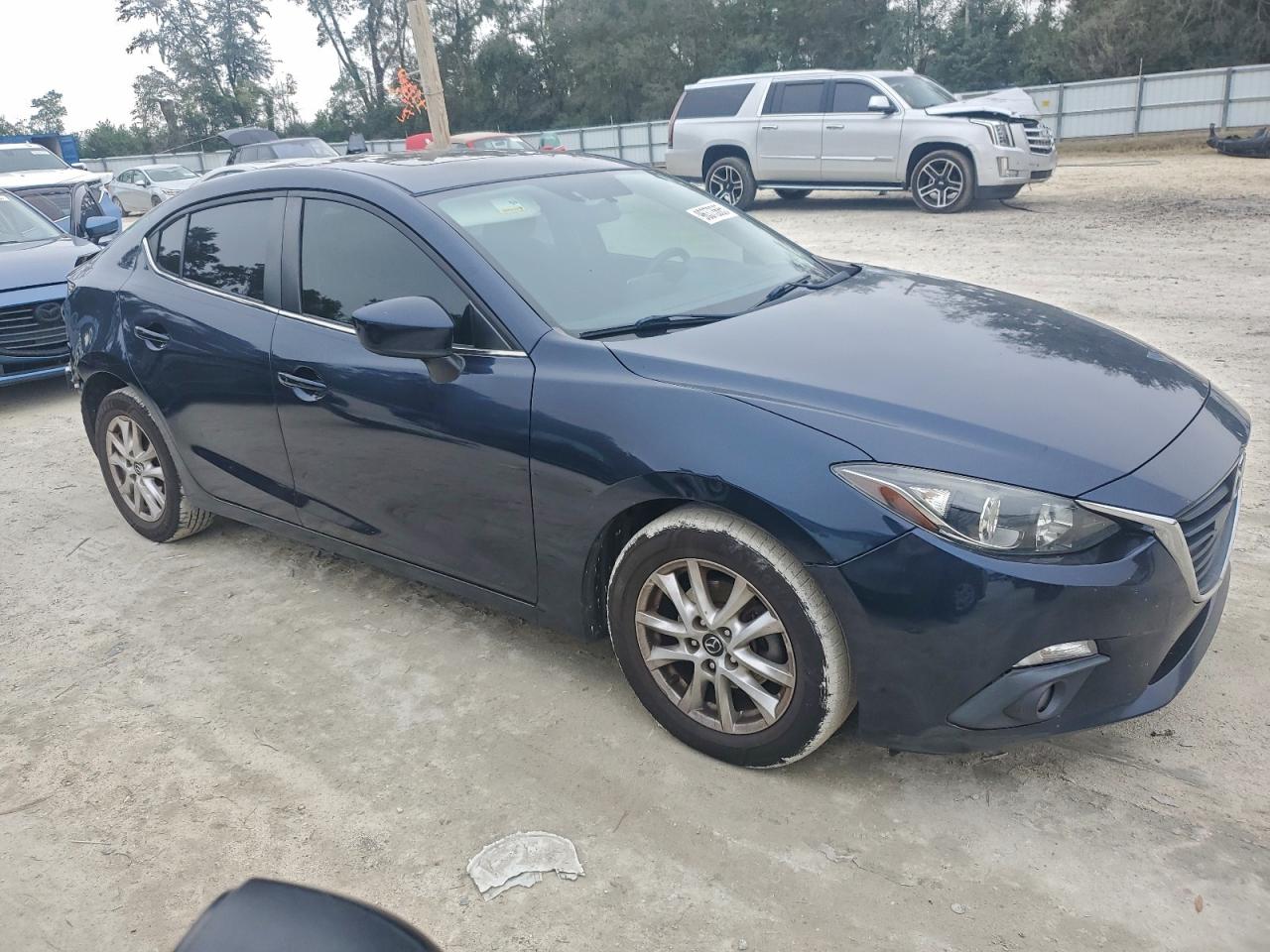 MAZDA 3 TOURING