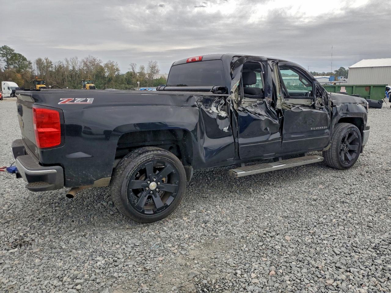 CHEVROLET SILVERADO C1500 LT