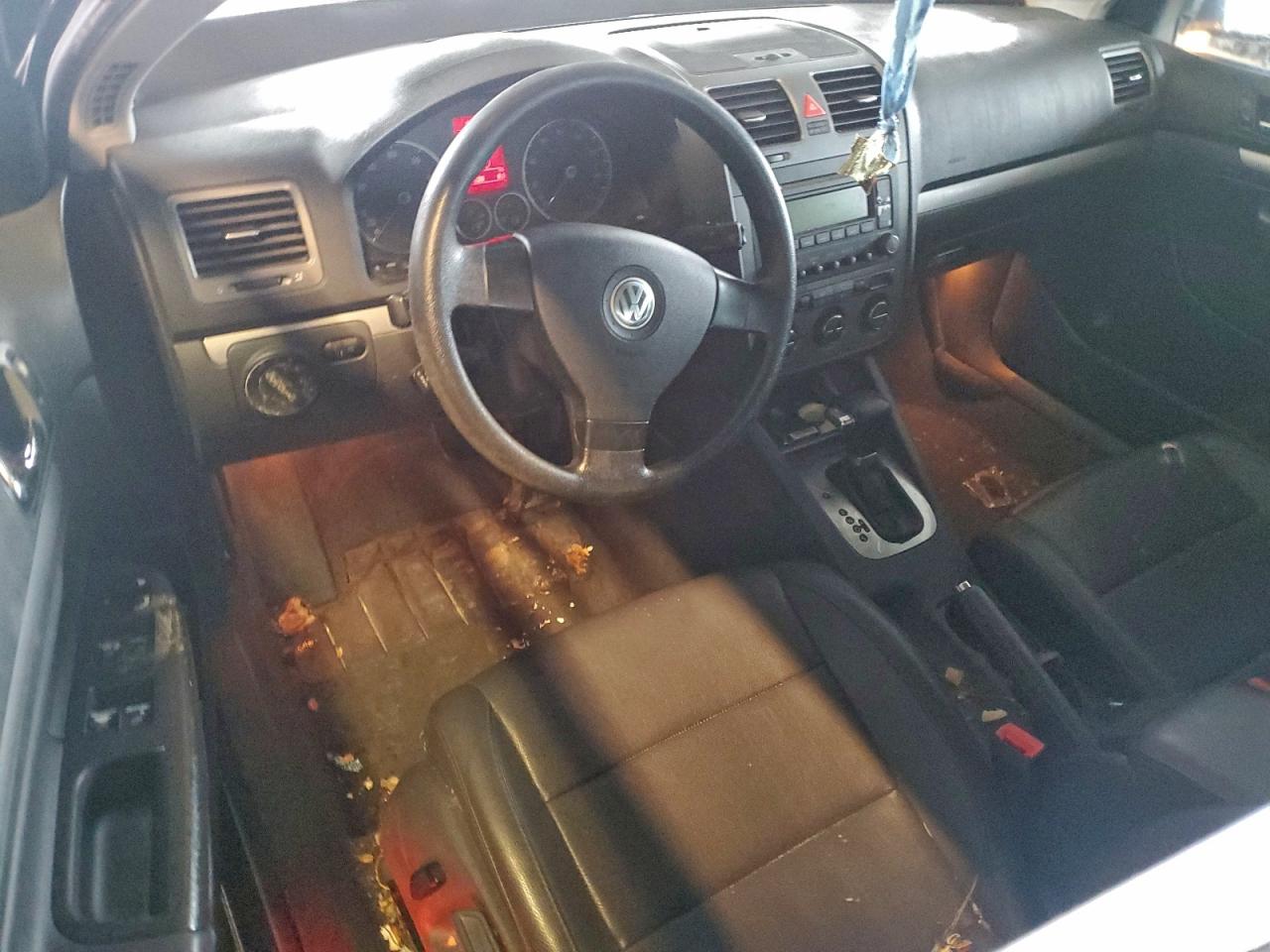 Lot #3308321162 2005 VOLKSWAGEN NEW JETTA