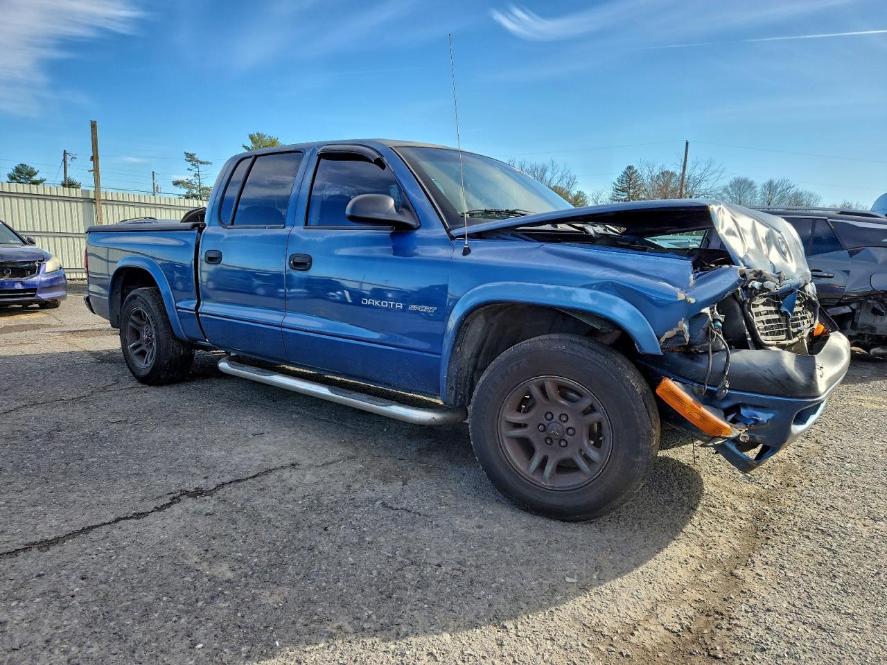 Lot #3311622218 2002 DODGE DAKOTA QUA