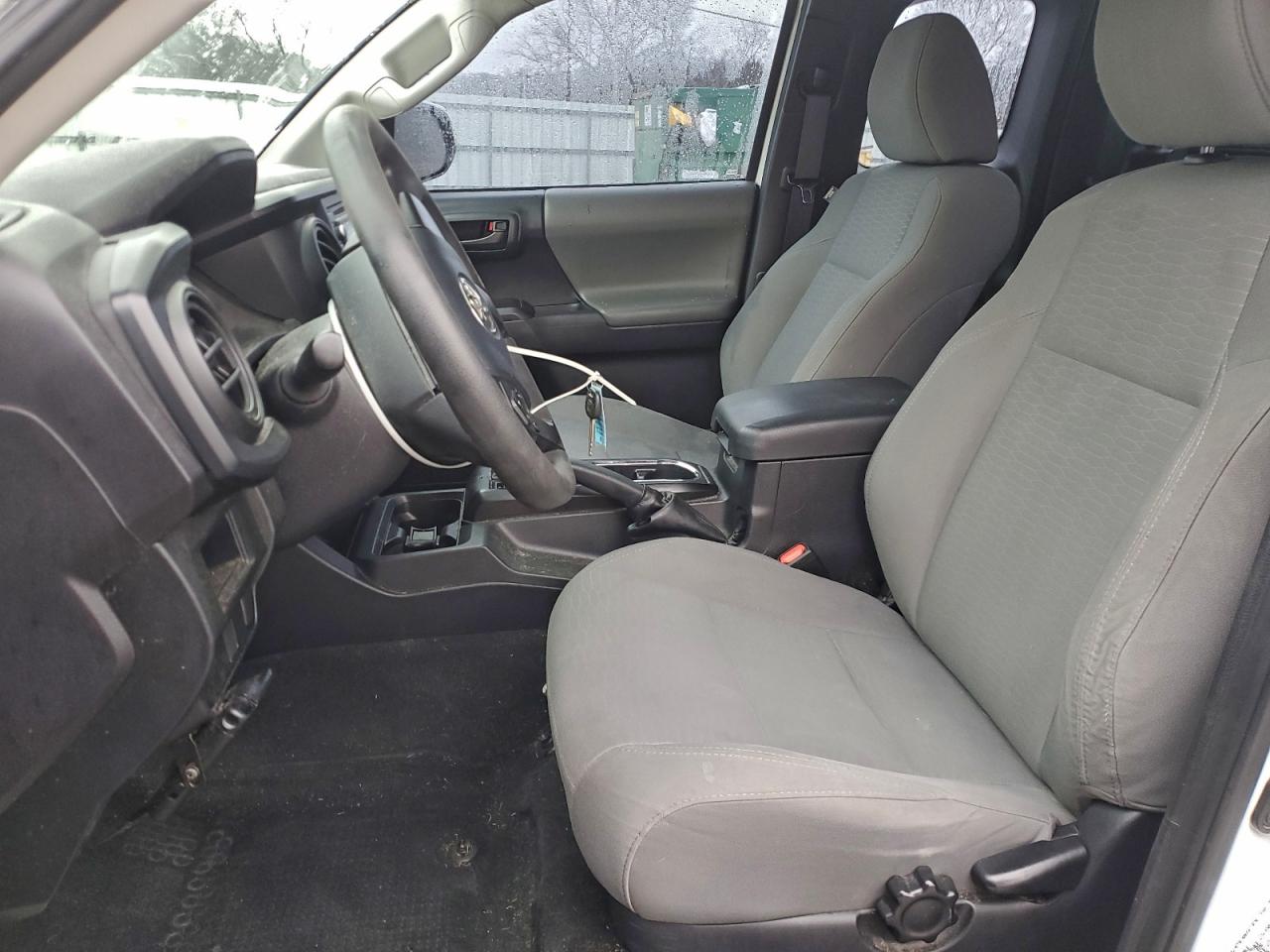 TOYOTA TACOMA ACCESS CAB