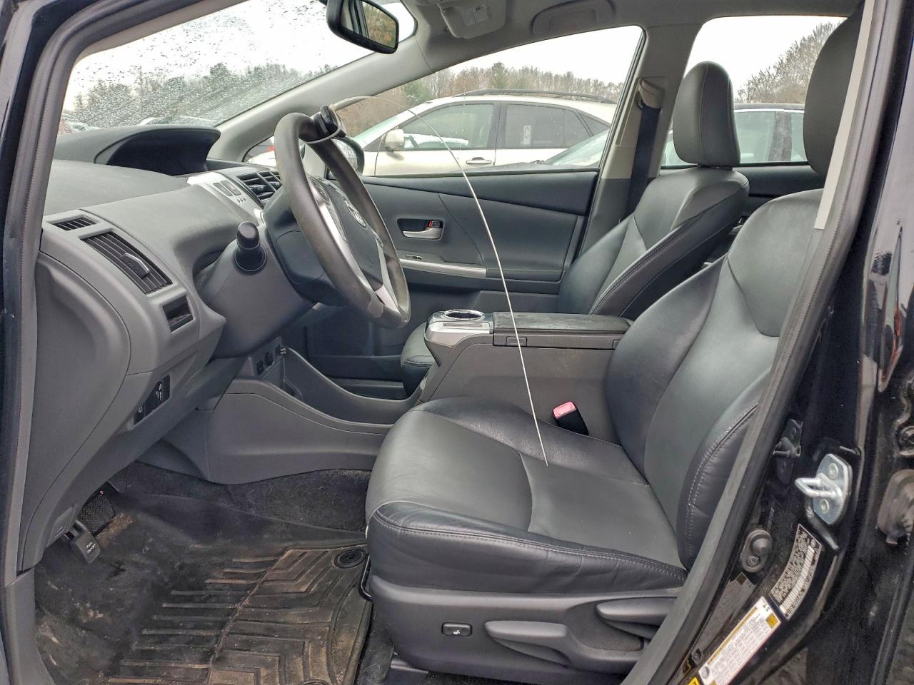 Lot #3312289770 2012 TOYOTA PRIUS V