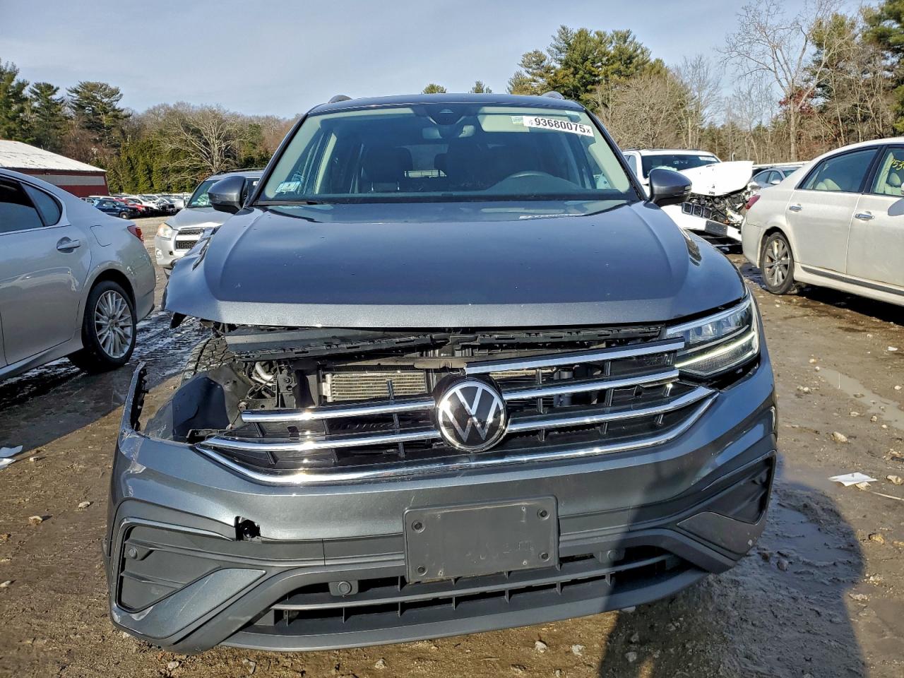 VOLKSWAGEN TIGUAN SE