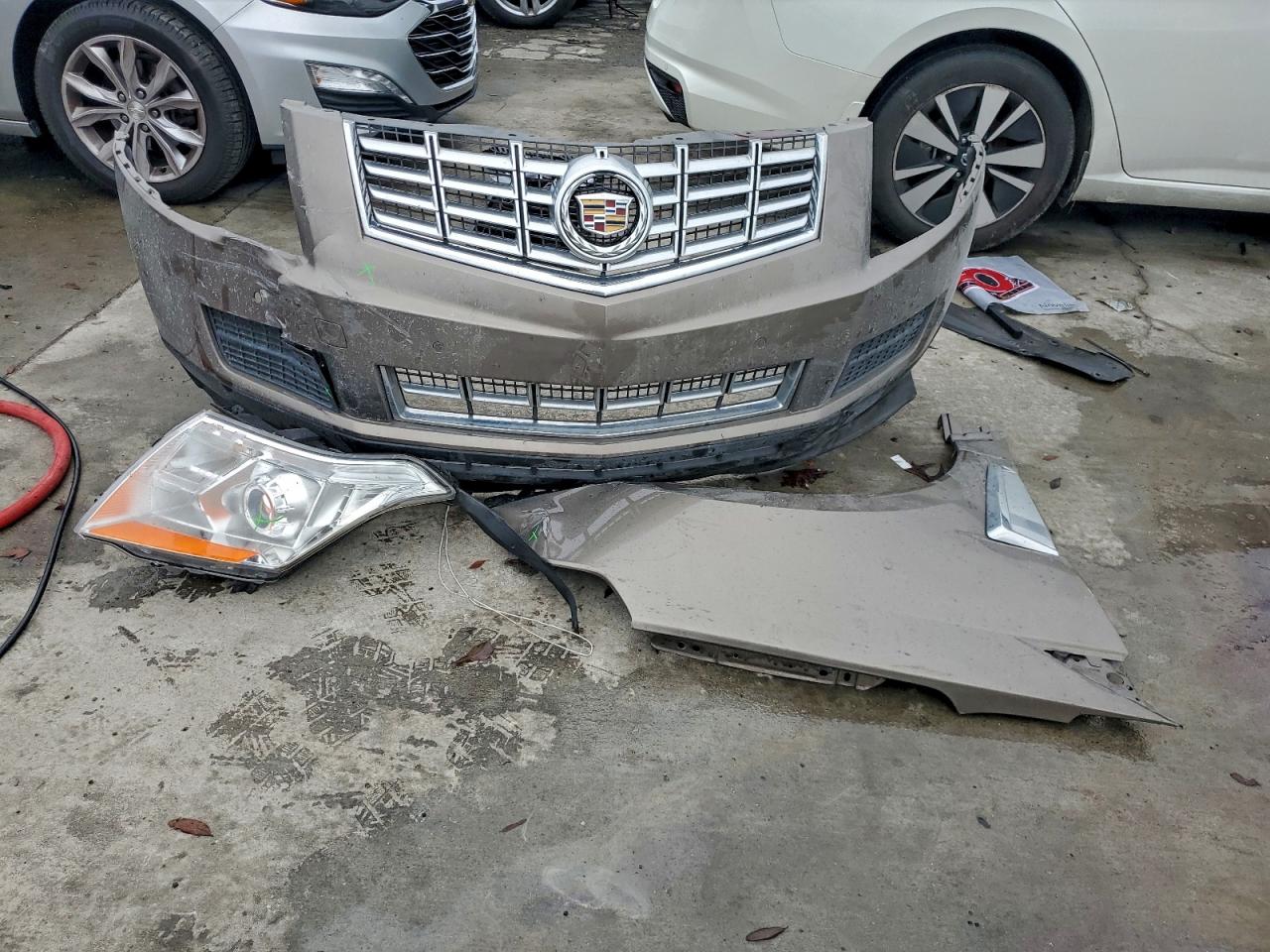 CADILLAC SRX LUXURY COLLECTION