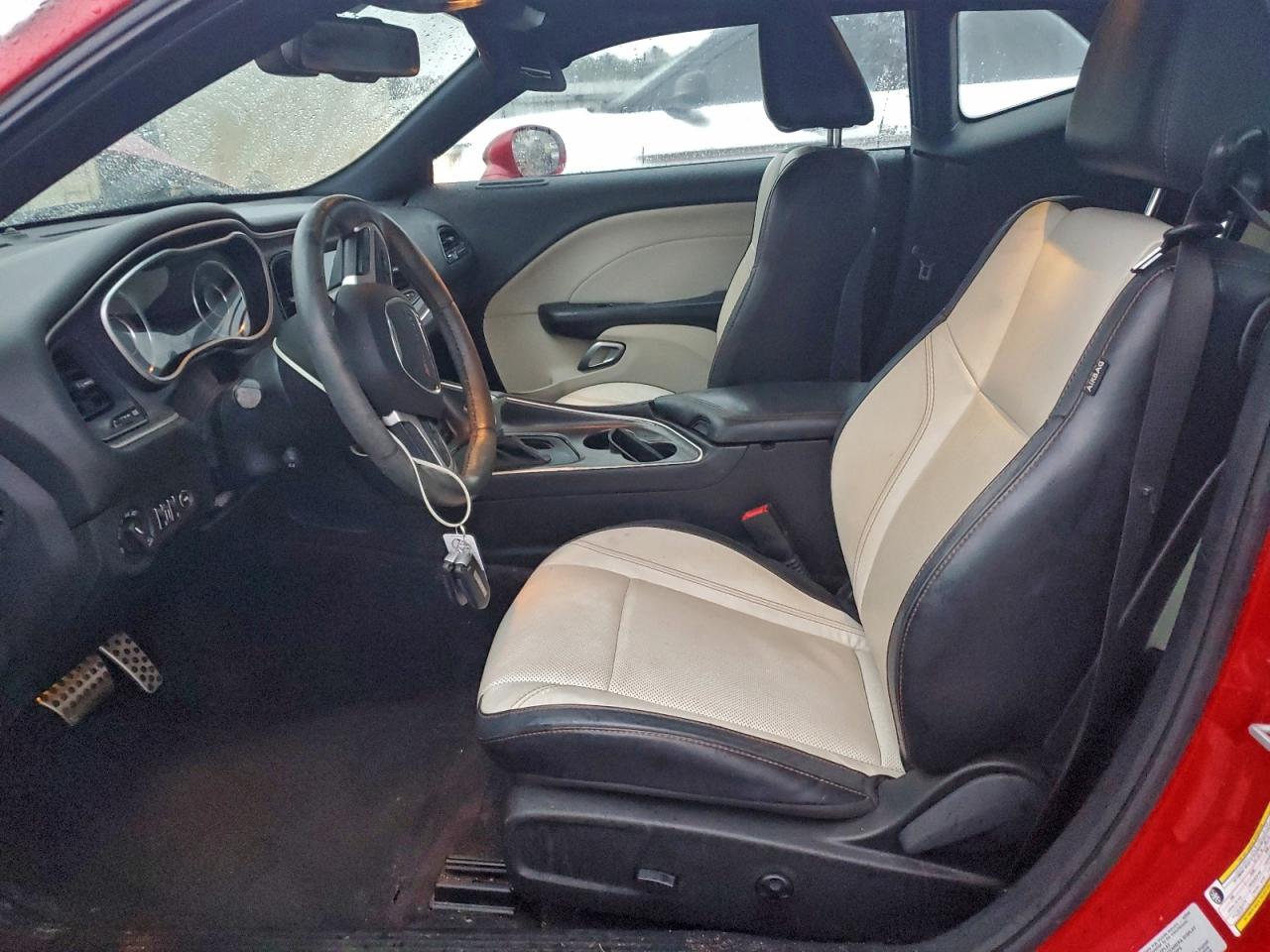 DODGE CHALLENGER SXT PLUS