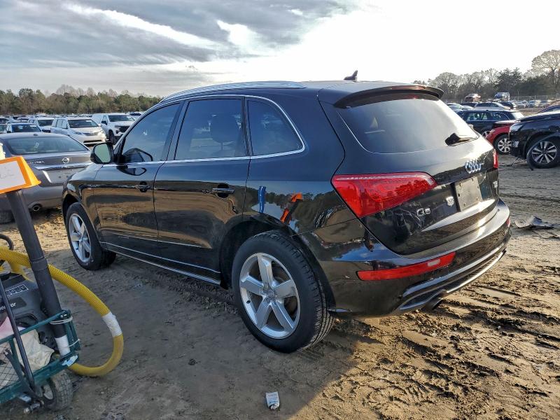 2011 AUDI Q5 PREMIUM #3304589437