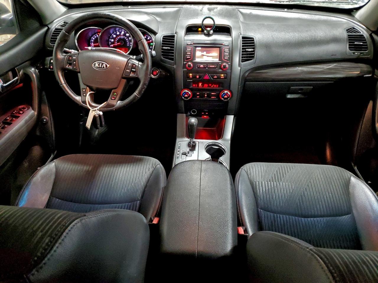 KIA SORENTO EX