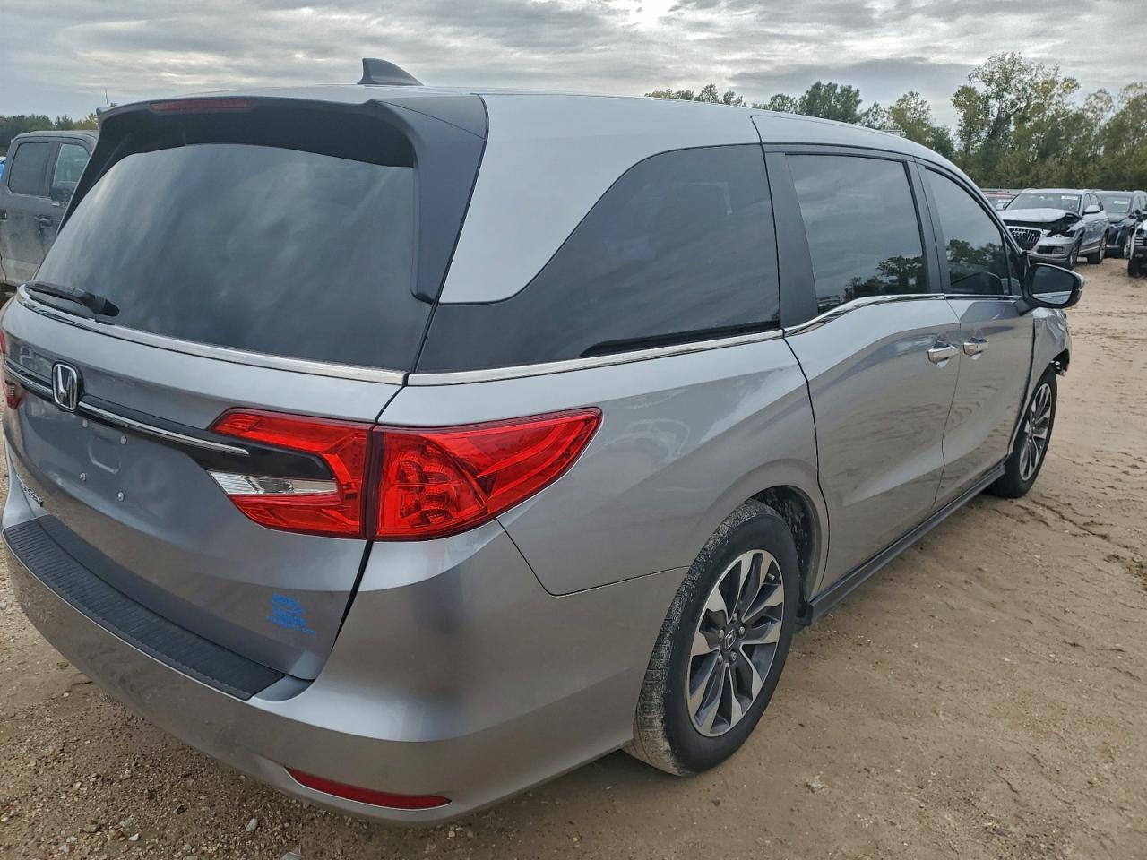 Lot #3310468082 2024 HONDA ODYSSEY EX