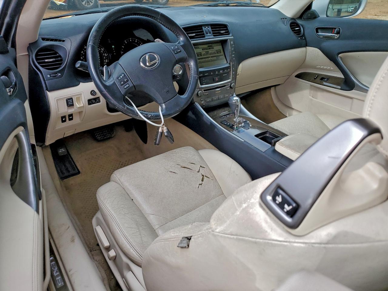 LEXUS IS 250