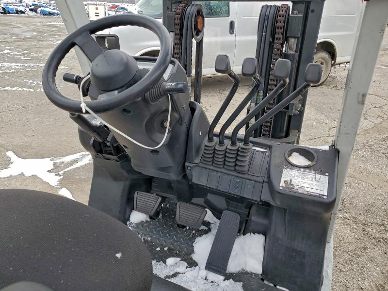 2013 NISSAN UNKNOWN #3312367770