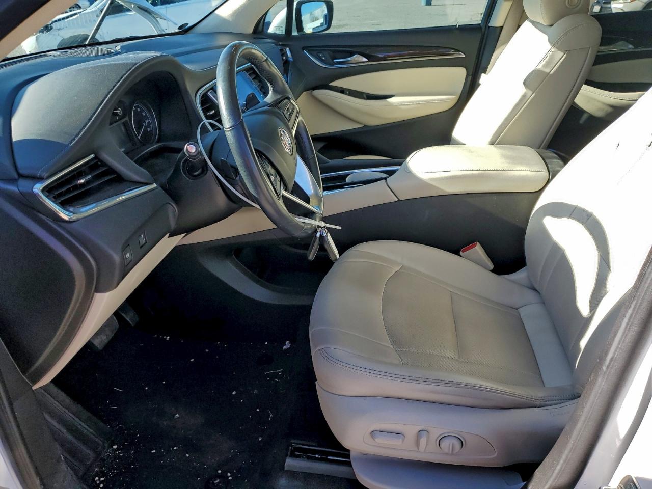 BUICK ENCLAVE ESSENCE