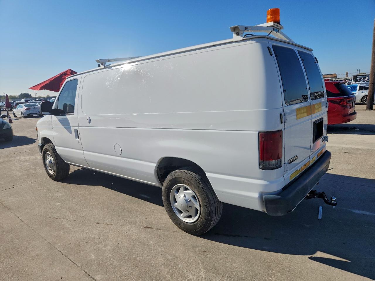 FORD ECONOLINE E250 VAN