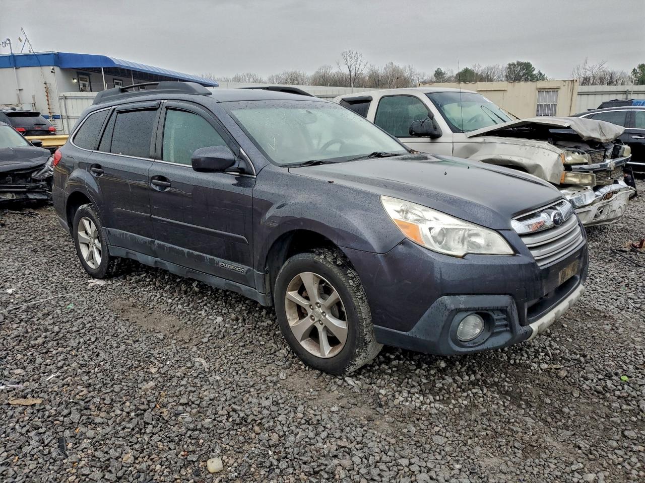 Lot #3308295154 2013 SUBARU OUTBACK 2.
