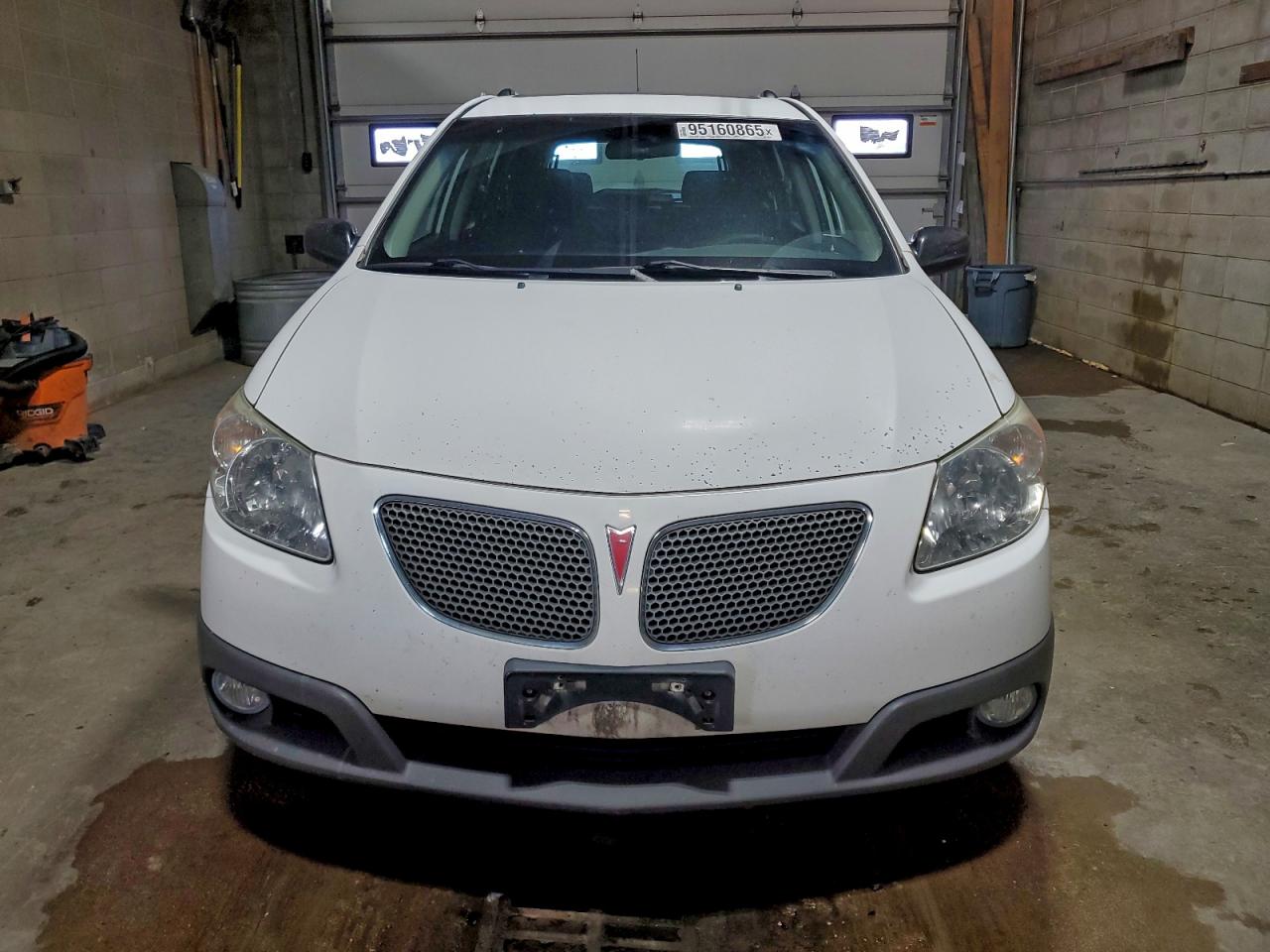 Lot #3305313316 2006 PONTIAC VIBE