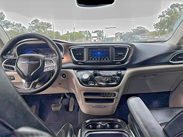 2021 CHRYSLER VOYAGER LX #3316722436