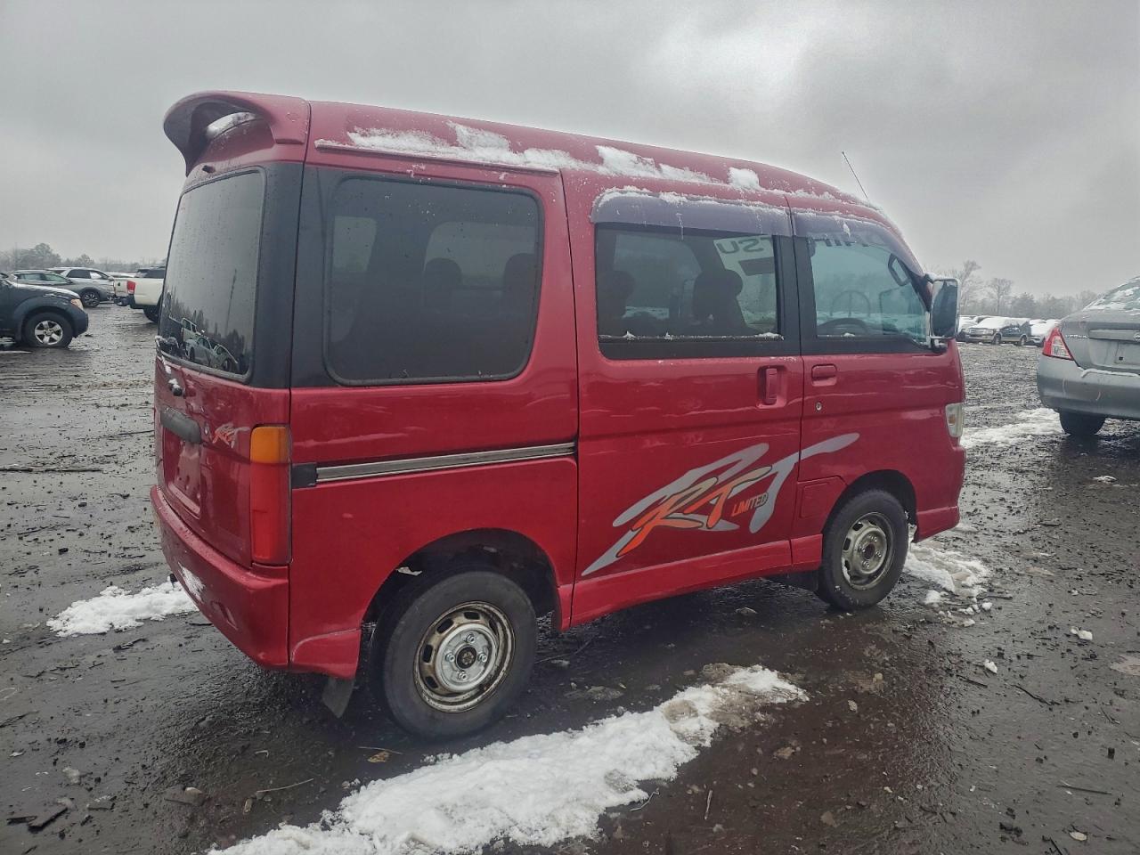 Lot #3308324266 1997 DAIHATSU ATRAI VAN