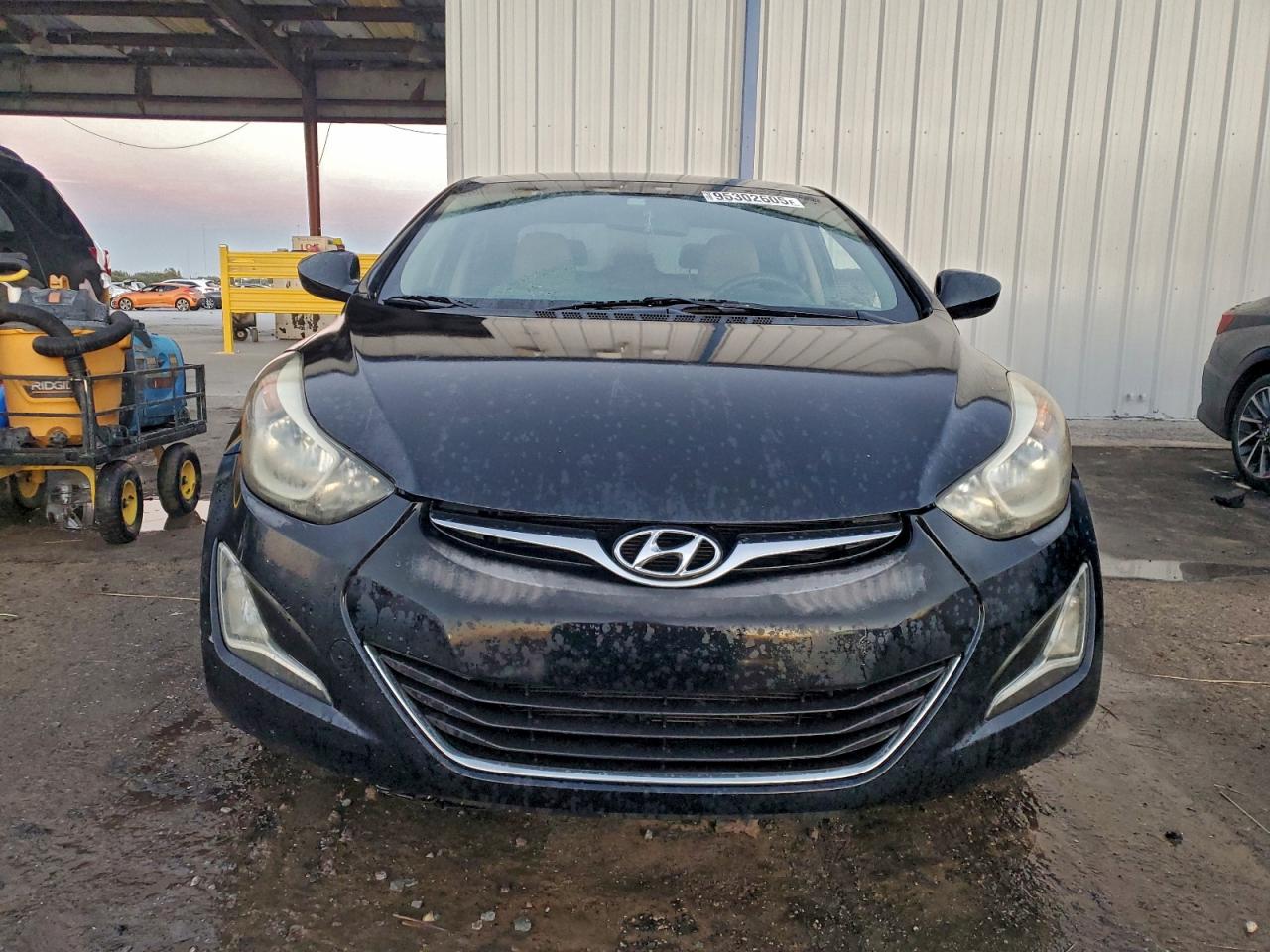 HYUNDAI ELANTRA SE