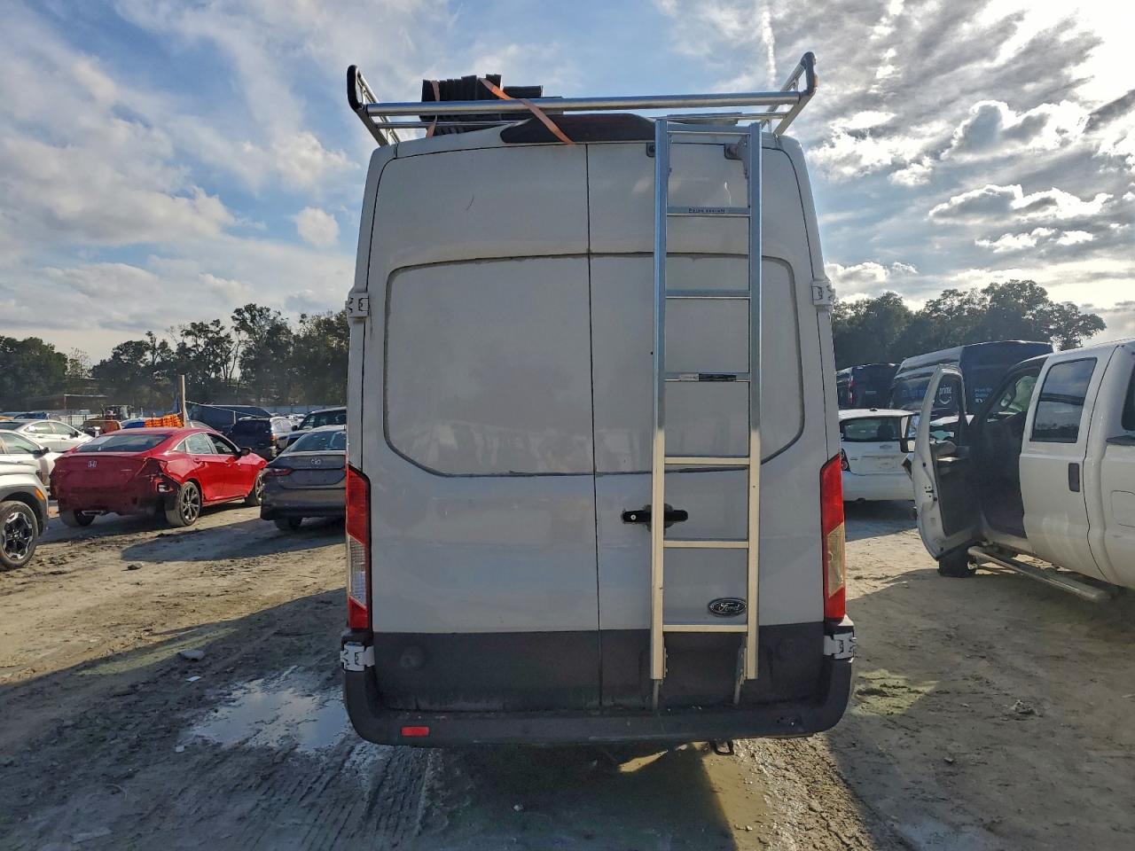 Lot #3318936961 2019 FORD TRANSIT T-