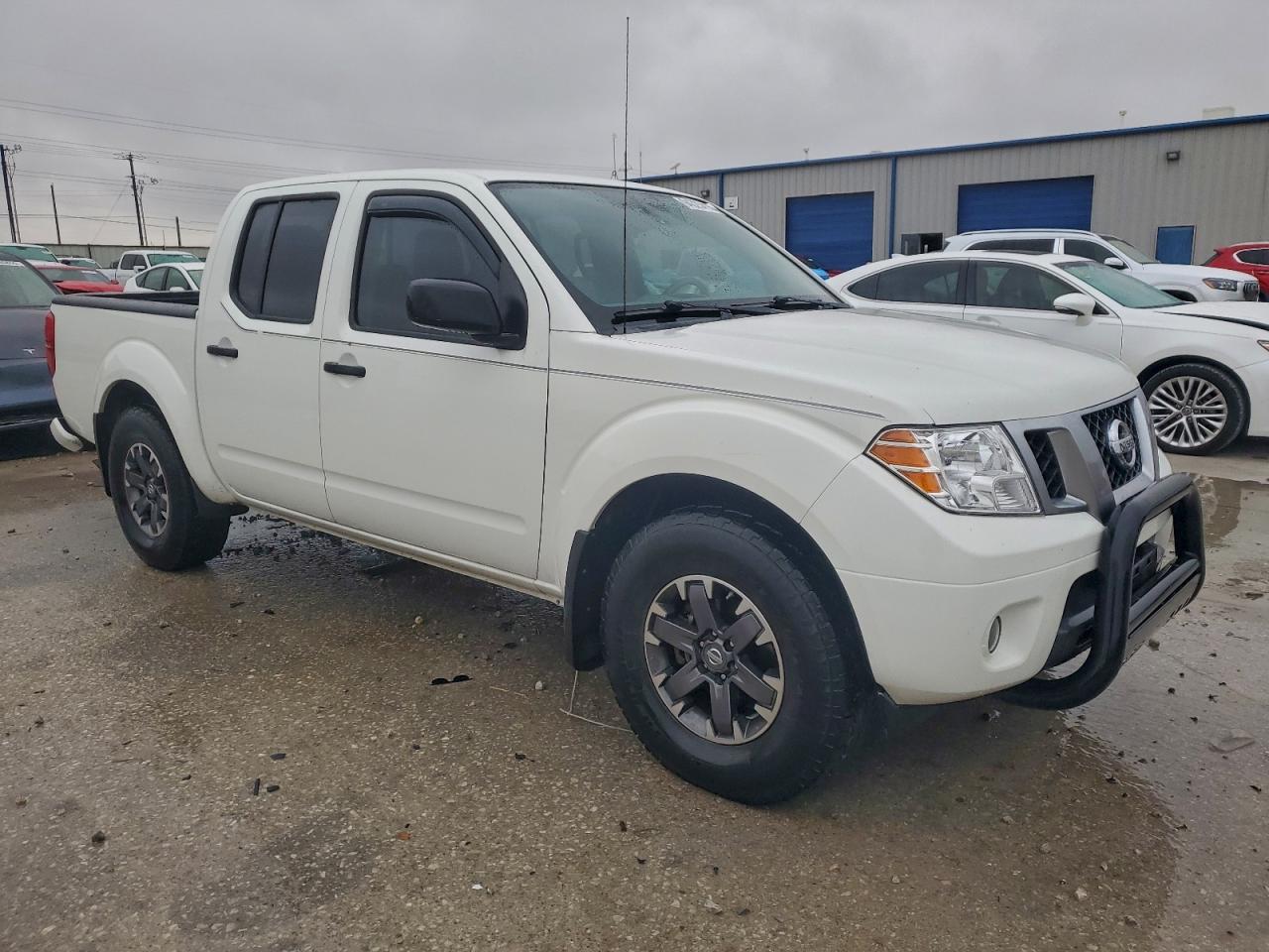 NISSAN FRONTIER S