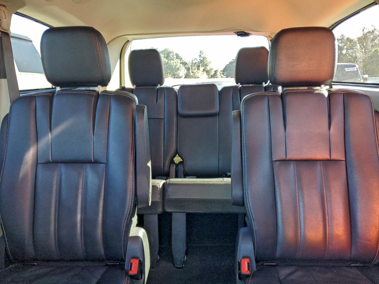 CHRYSLER TOWN & COUNTRY TOURING