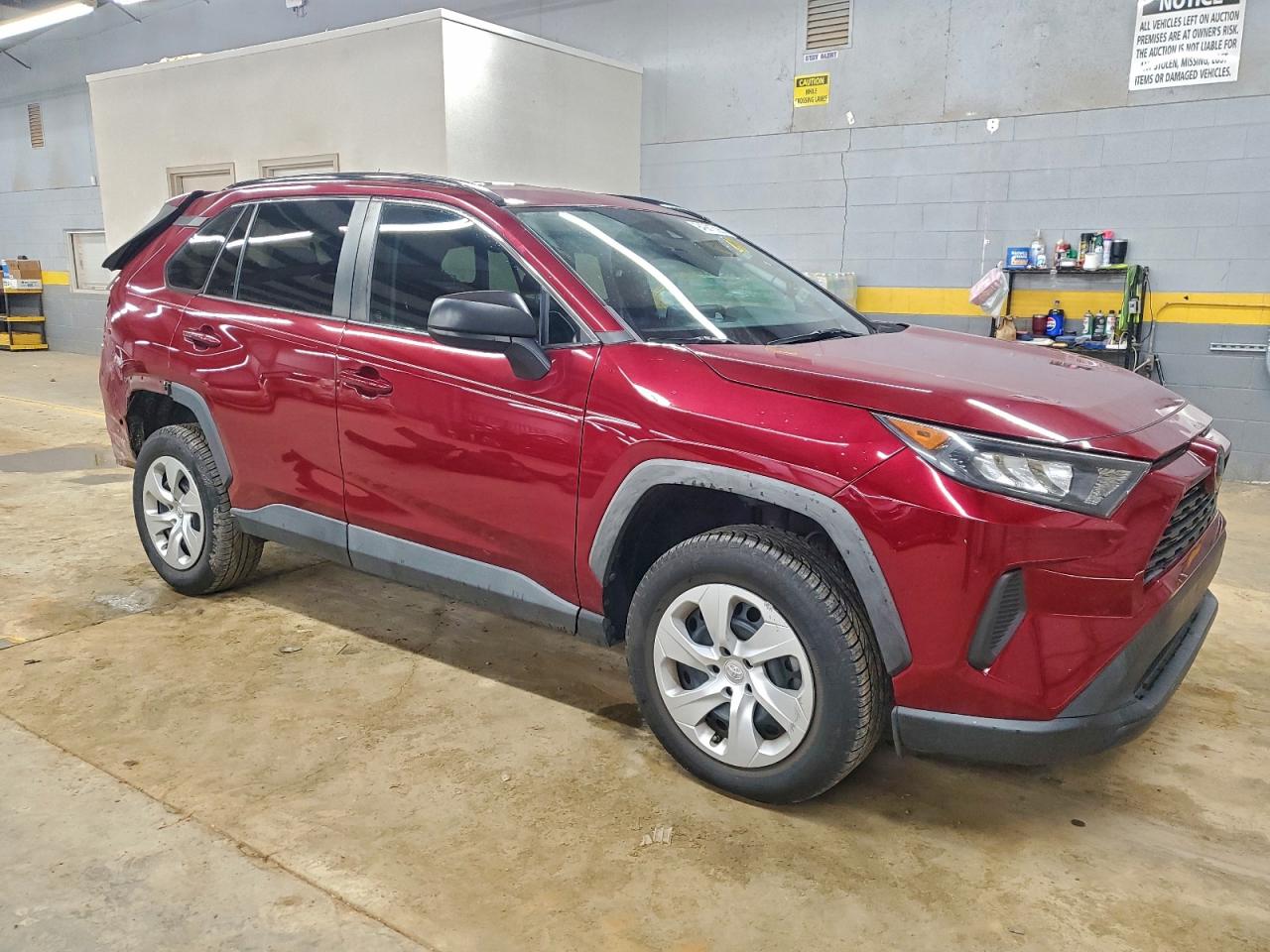 TOYOTA RAV4 LE
