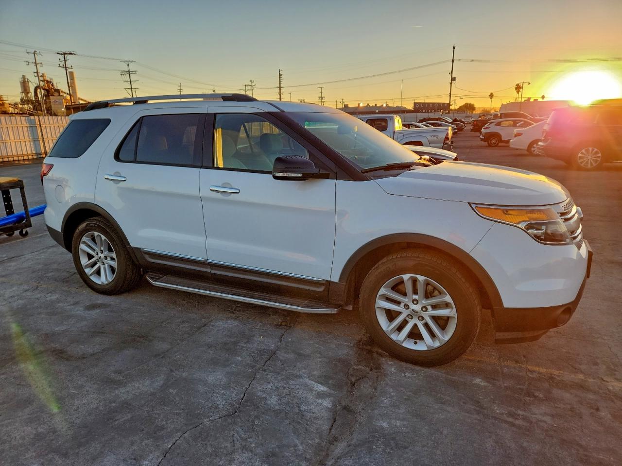FORD EXPLORER XLT