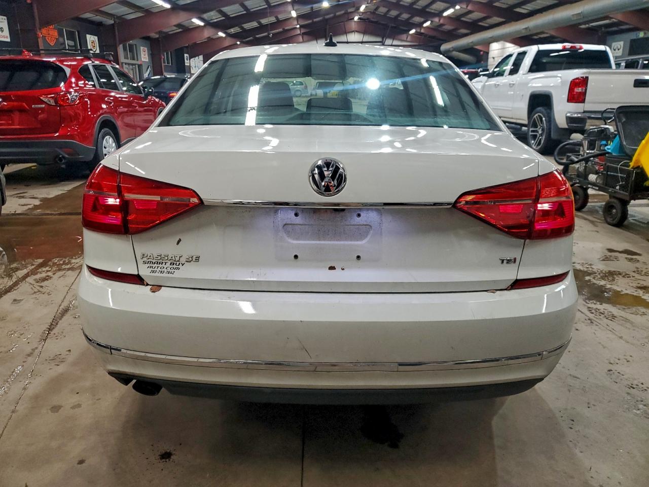 VOLKSWAGEN PASSAT SE