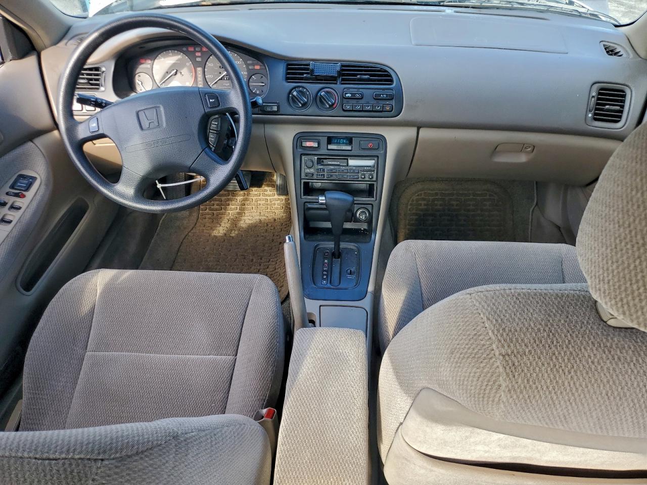 Lot #3315989121 1996 HONDA ACCORD LX