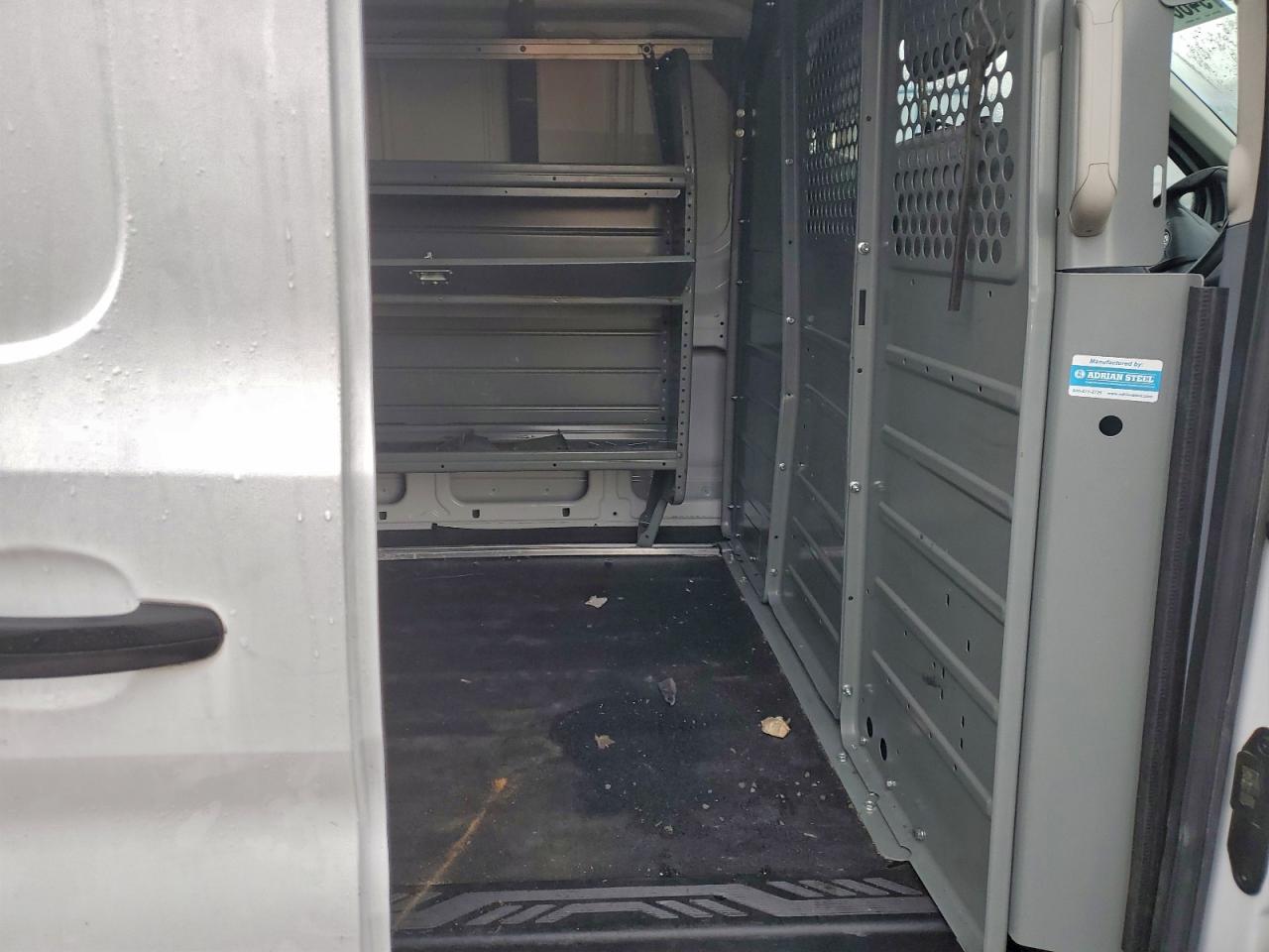 Lot #3311448241 2015 FORD TRANSIT T-