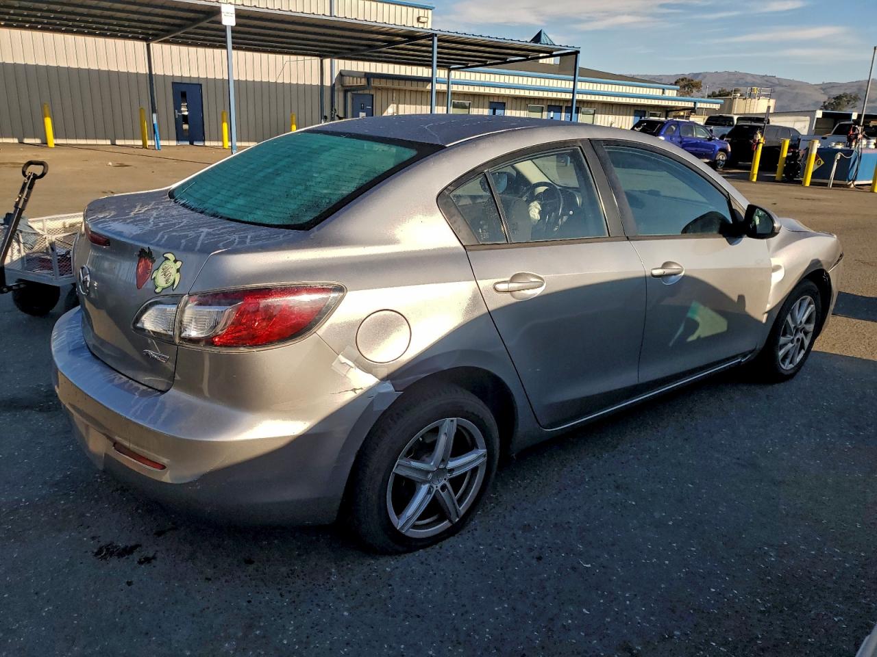 MAZDA 3 I