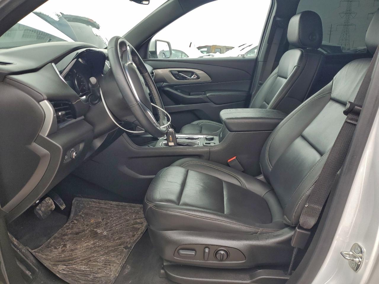 Lot #3308226159 2023 CHEVROLET TRAVERSE L