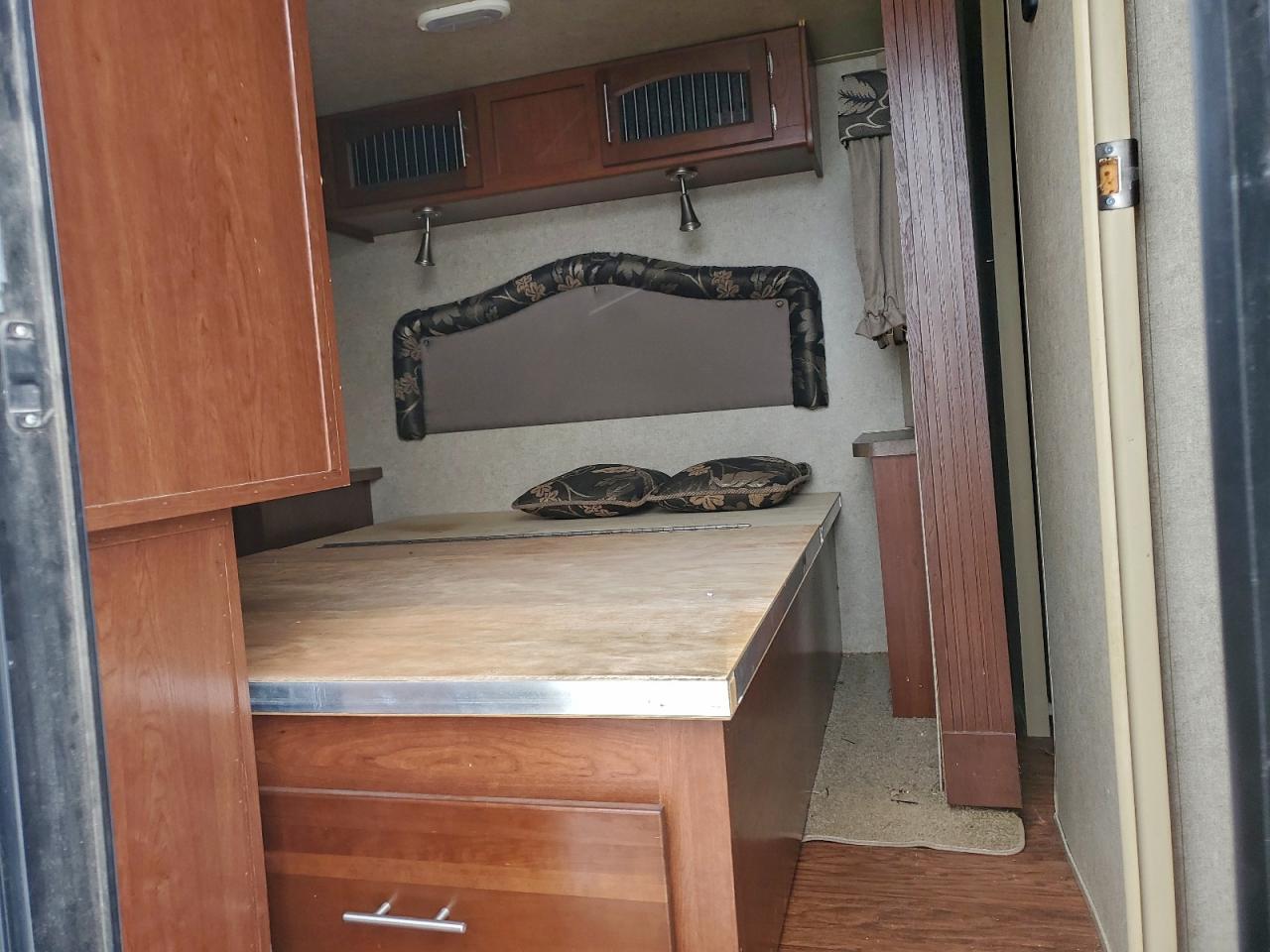 Lot #3305926192 2015 ROCKWOOD TRVL TRLR