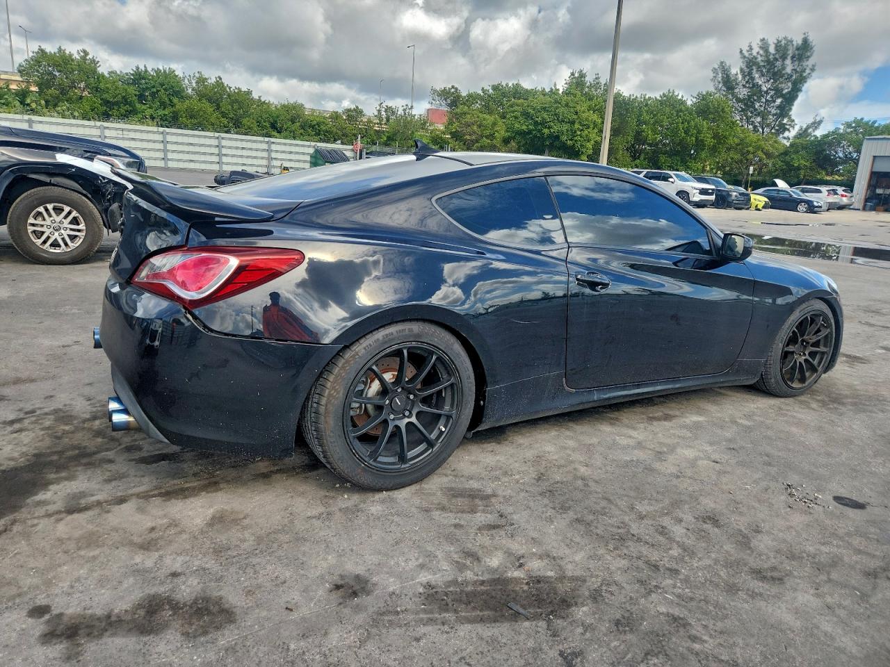 HYUNDAI GENESIS 2.0T