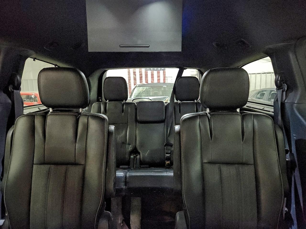 CHRYSLER TOWN & COUNTRY S