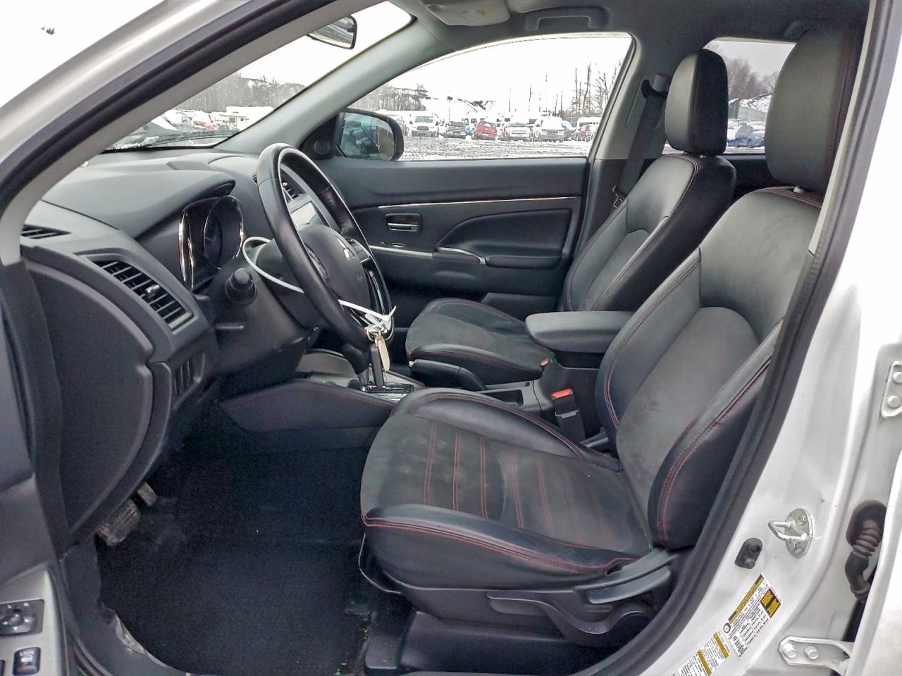 Lot #3316639502 2018 MITSUBISHI OUTLANDER