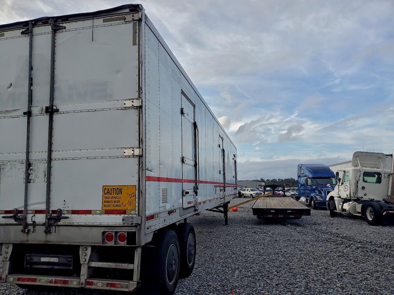 Lot #3308304198 2012 UTILITY VS2RA