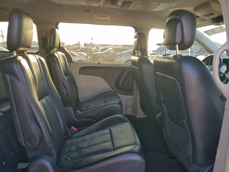 2012 CHRYSLER TOWN AND C #3317967905