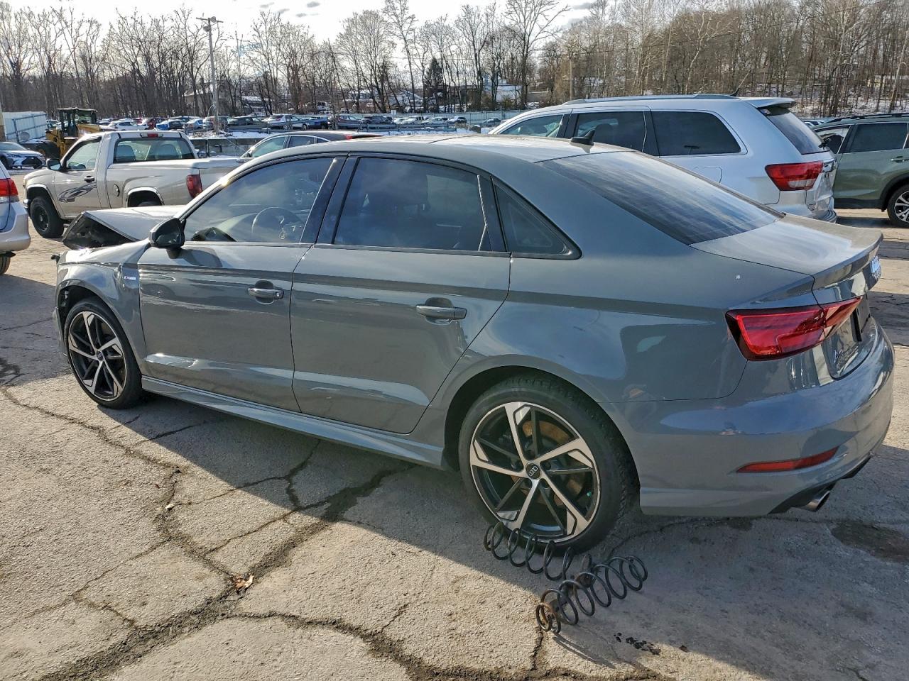 AUDI A3 S-LINE PREMIUM