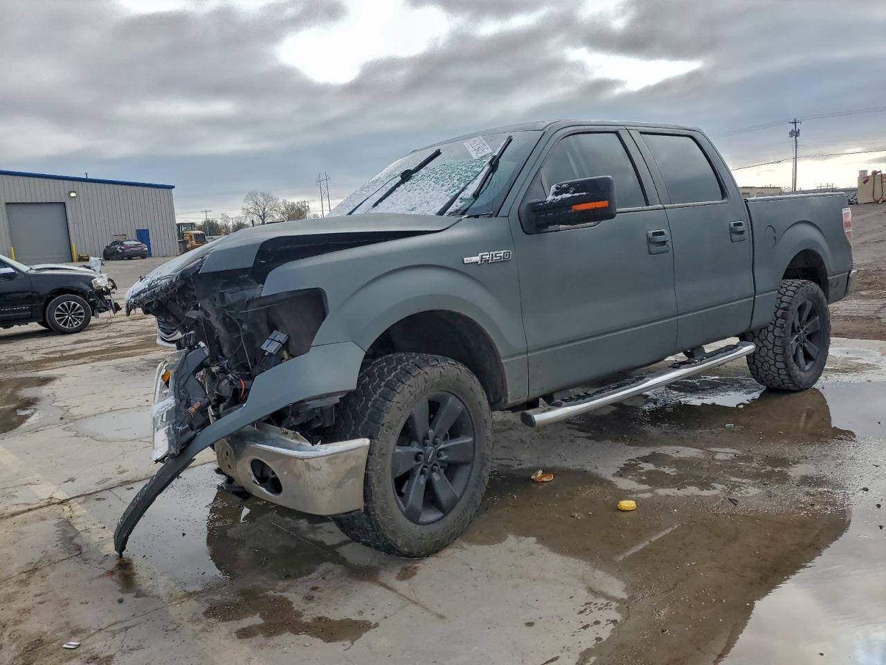 FORD F-150 SUPERCREW